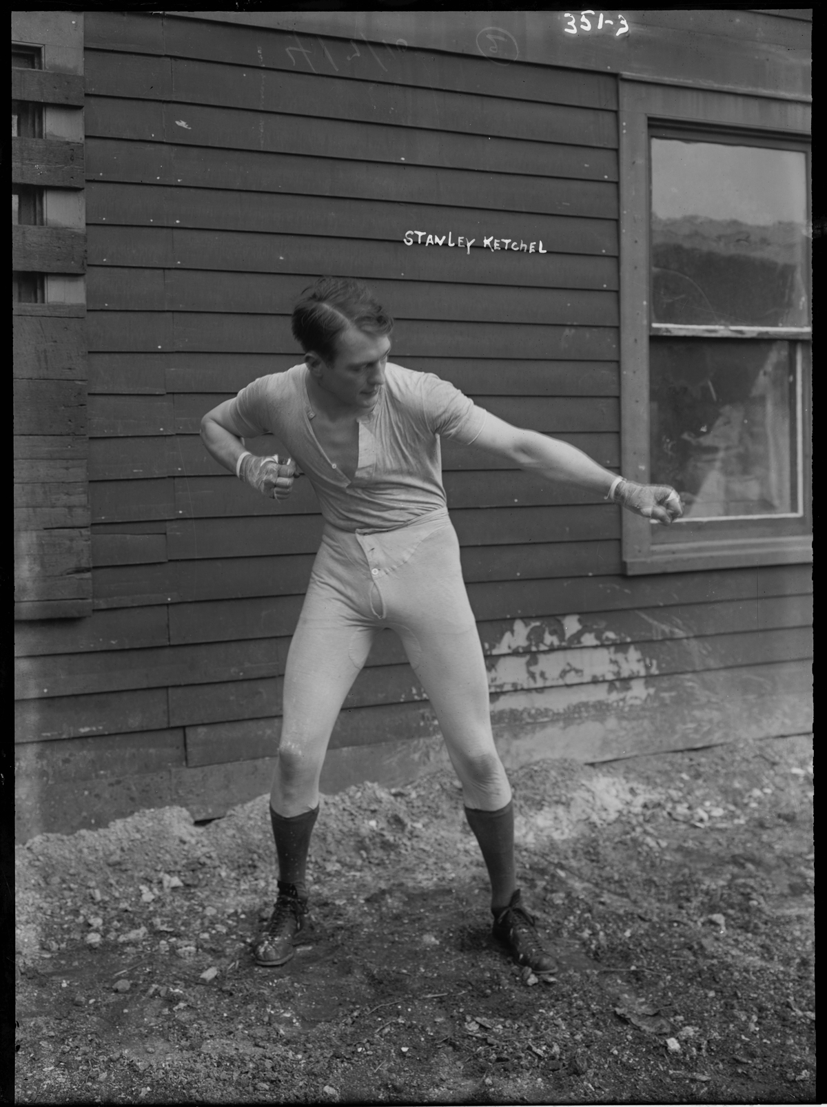 Stanley Ketchel in boxing pose